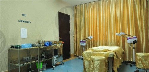 潍坊医学院整形外科医院治疗室