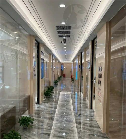 上海徐浦中医医院走廊