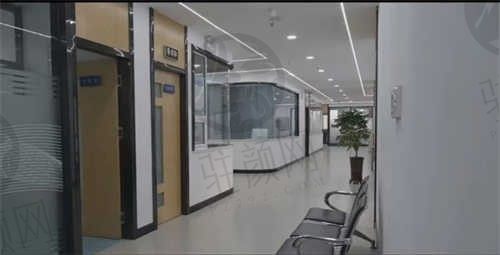 阳泉康贝齿科医院走廊