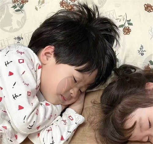 属于我