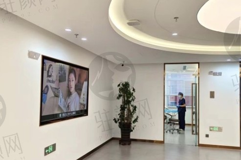 哈尔滨团圆口腔医院刘向治疗智齿380元起，牙齿不疼了