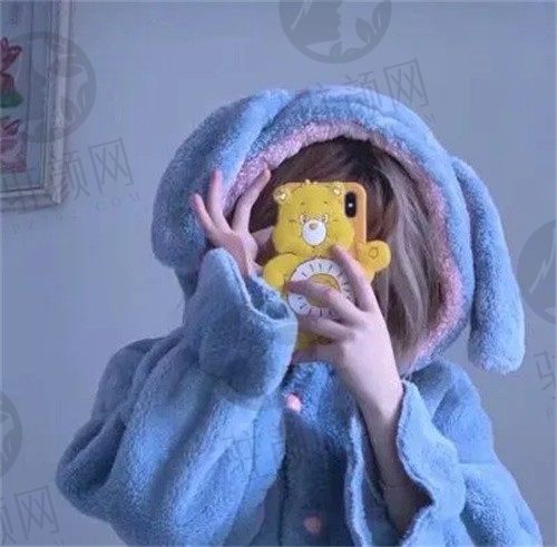 看见美女